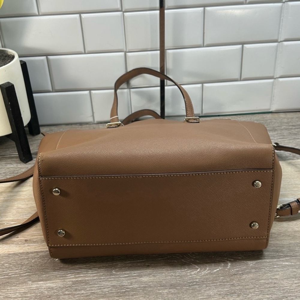 Kate Spade New York Hayden Satchel! Preowned!! - Picture 3 of 13
